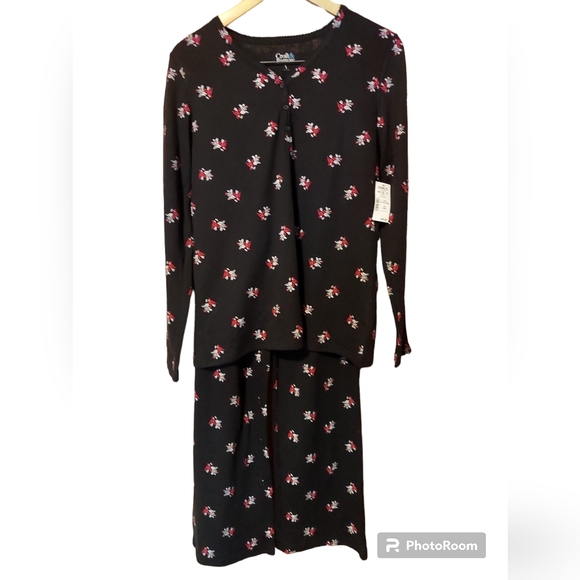 Croft & Barrow PJ Set Black with Cardinals Women's Size Small NWT - Picture 1 of 8